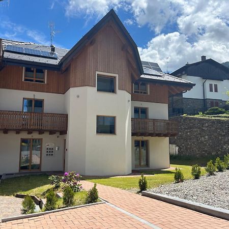 Residence Villa Brioschi Априка Екстериор снимка
