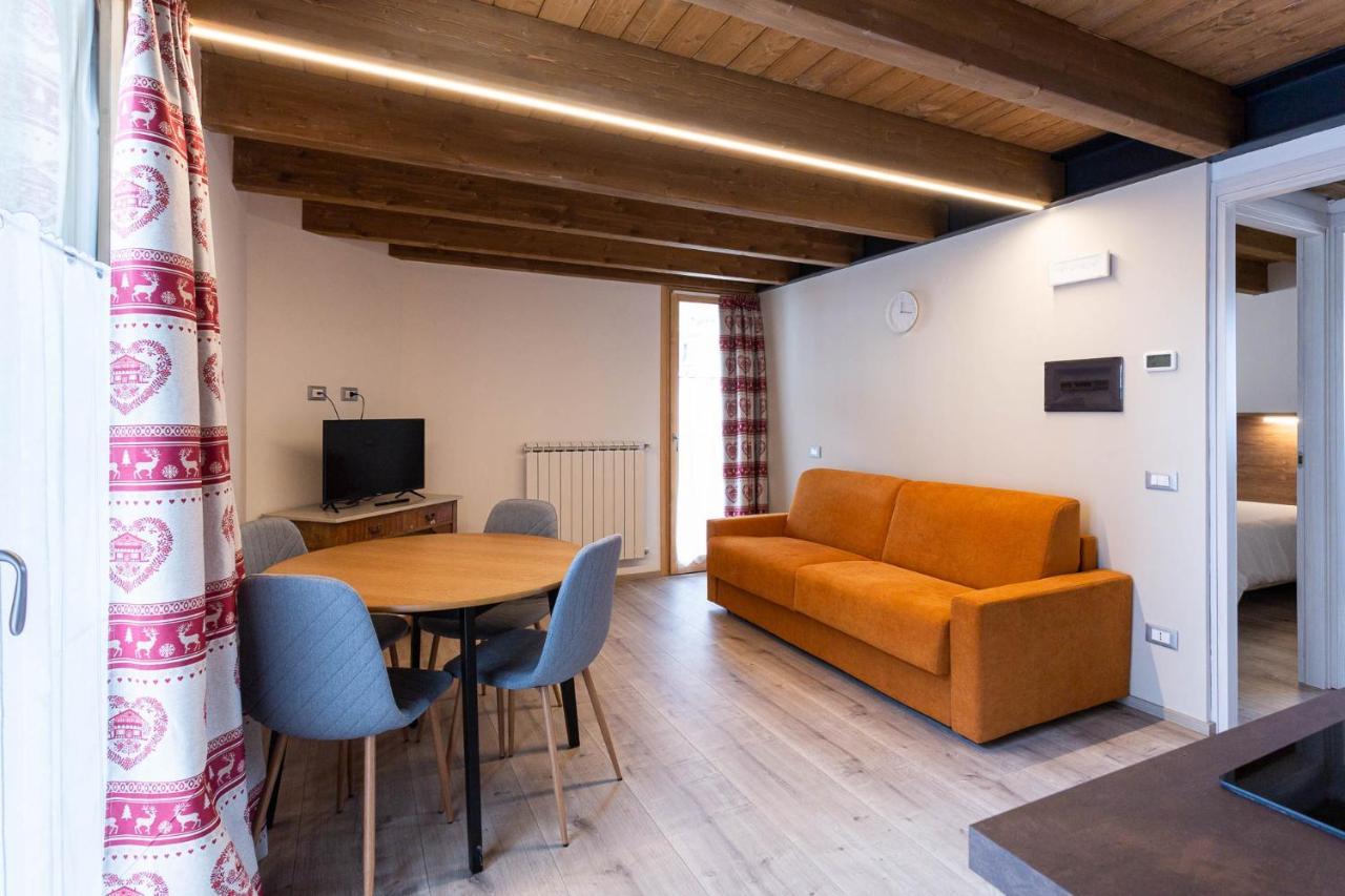 Residence Villa Brioschi Априка Екстериор снимка
