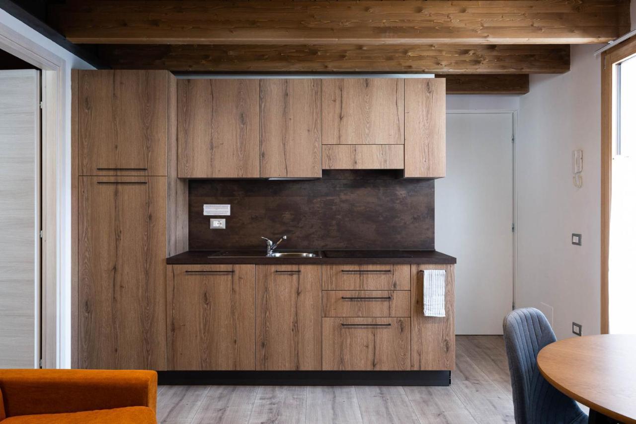 Residence Villa Brioschi Априка Екстериор снимка