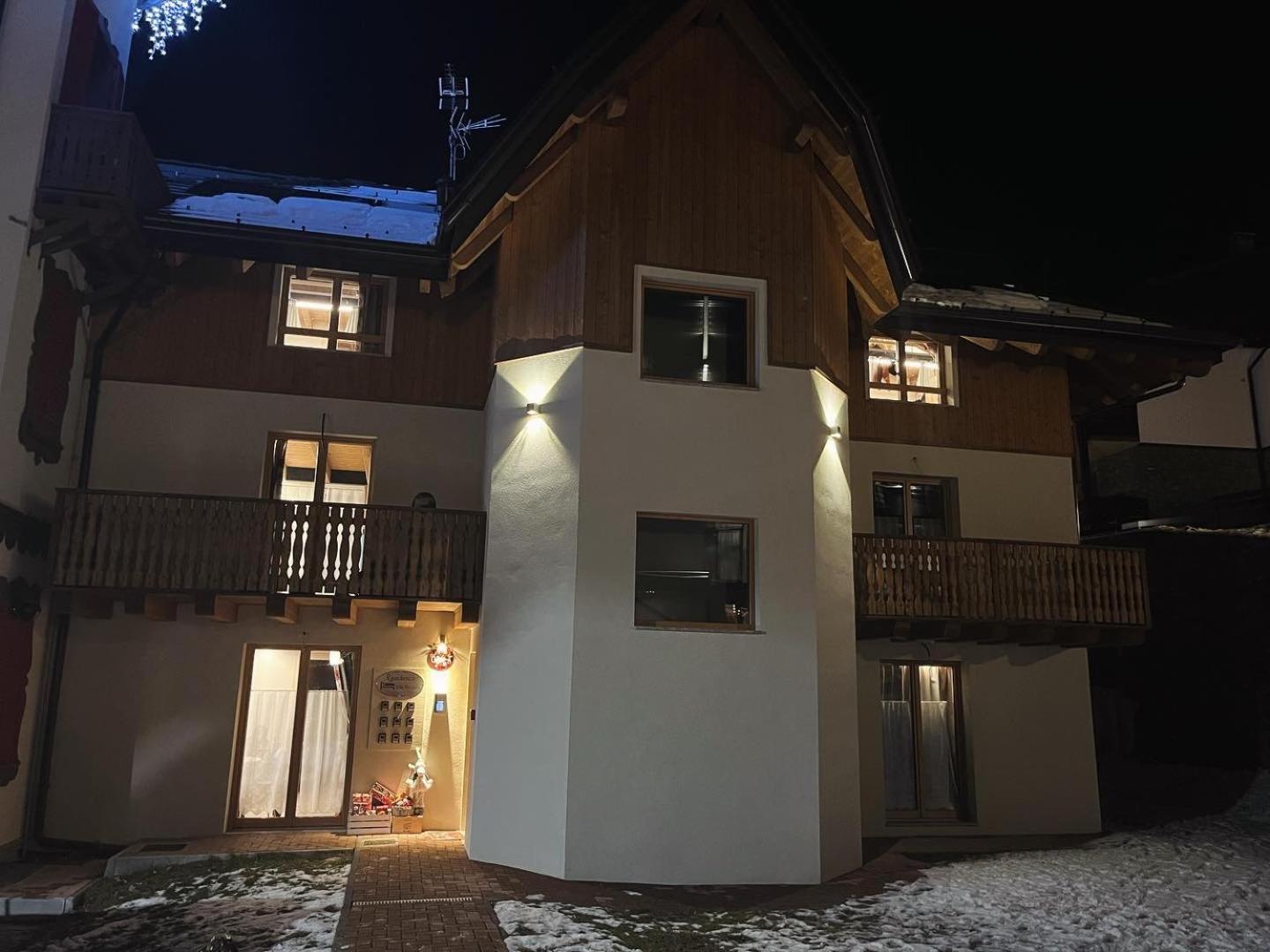 Residence Villa Brioschi Априка Екстериор снимка