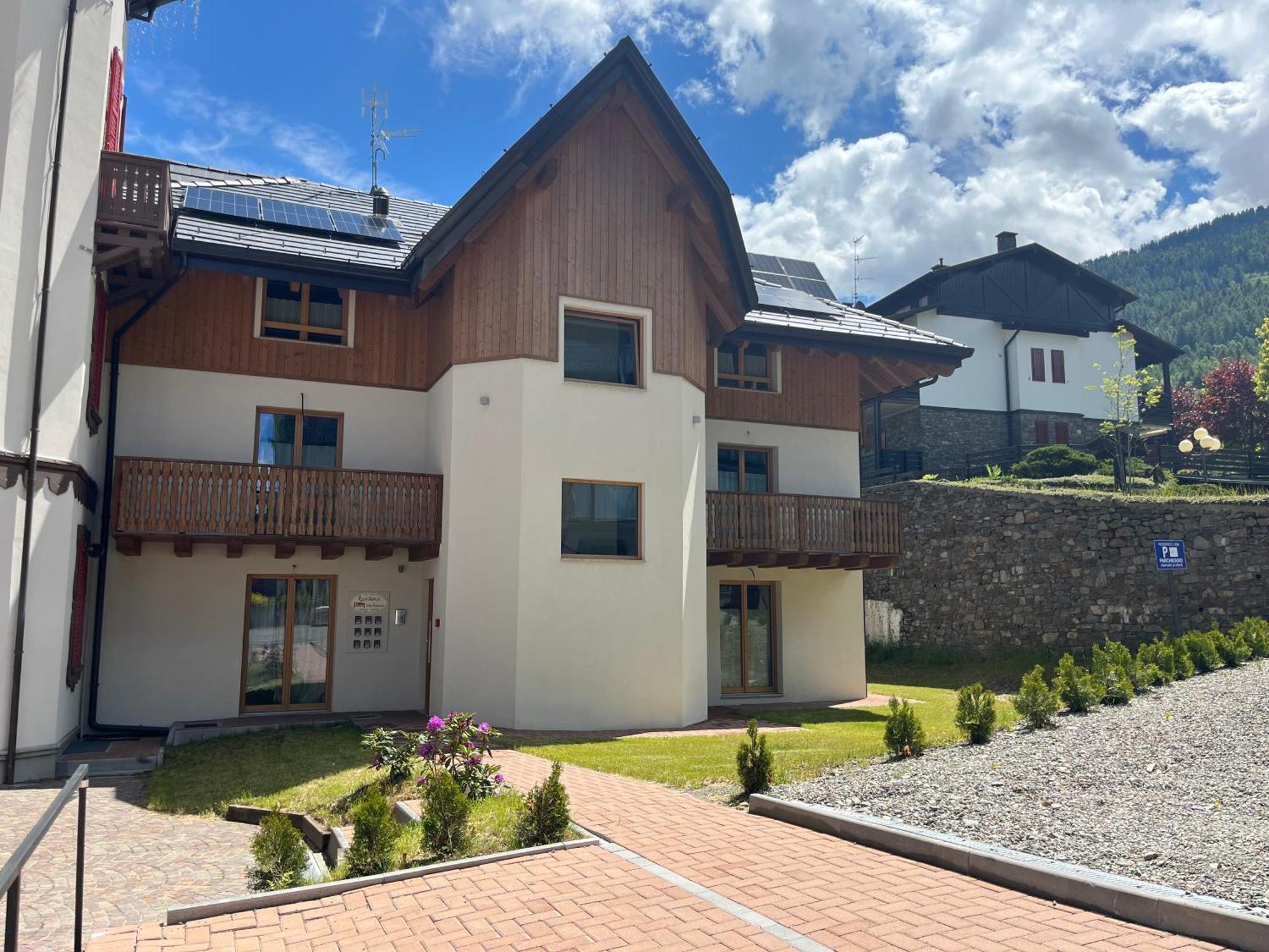 Residence Villa Brioschi Априка Екстериор снимка